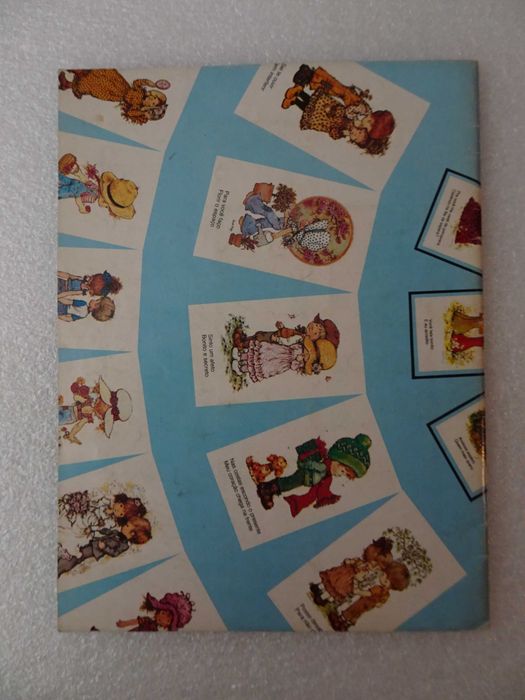 Caderneta de cromos Bem Me Quer - Distri Editora - Tem 45 cromos