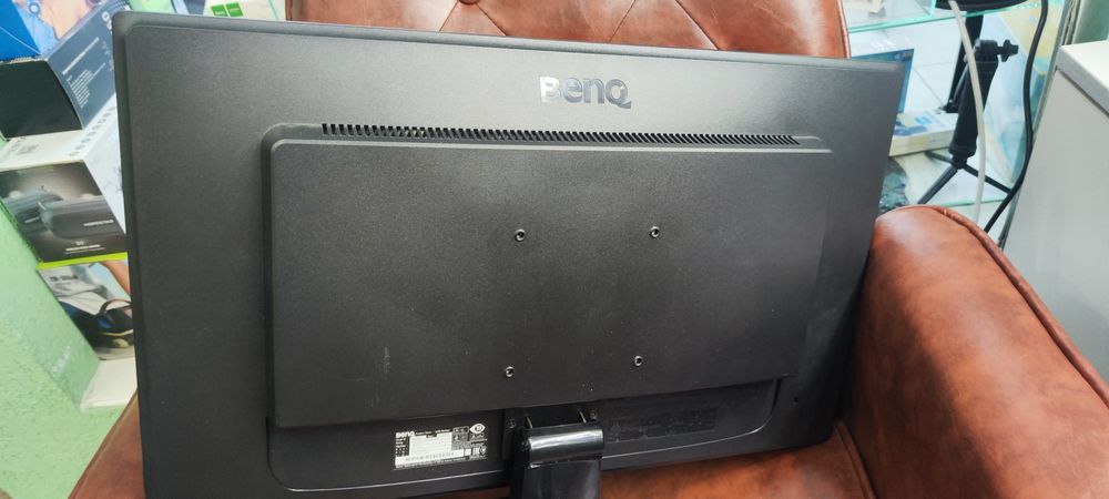 Монітор  BENQ GL 2450-t вживаний