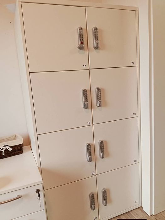 Lokery szafa modułowa na zamki elektroniczne