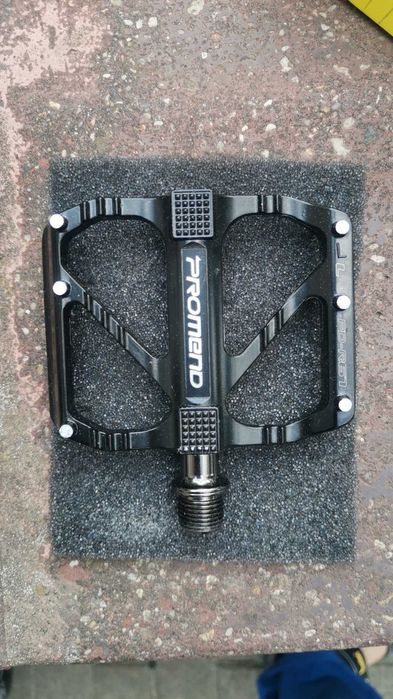 pedały platformowe pin MTB BMX ultralight  259 gram para