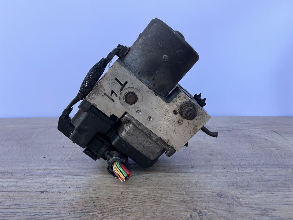 Блок ABS Volkswagen T4 Фольксваген Т4 7D0614111B