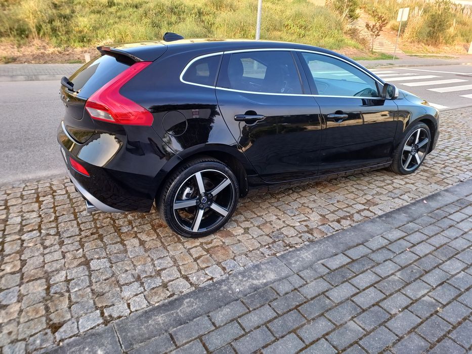 Volvo V40 D2 R-Design 2.0