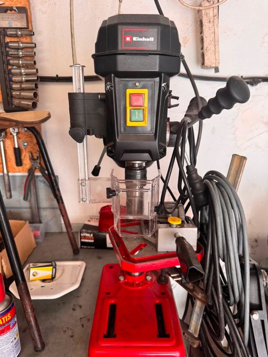 Engenho de Furar de Coluna Einhell