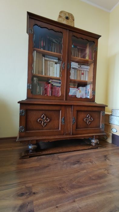 Witryna drewniana dębowa vintage kredens