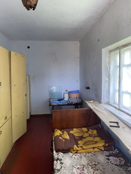 Половина будинку по вул. Автодорівська біля річки