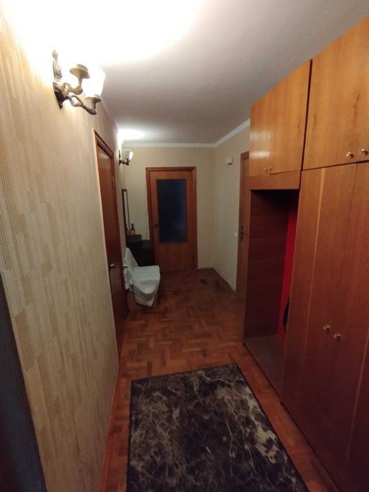 Аренда. 2х.кімн.кв. 54кв.м. 3-й.поверх./12пов.Оболонь. ТЦ “Дрім Таун”.