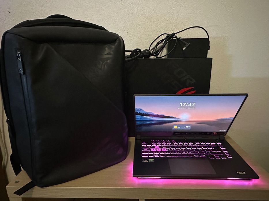 Portátil Asus Rog strix G15 G513IE / Ryzen 7 / Rtx 3050TI