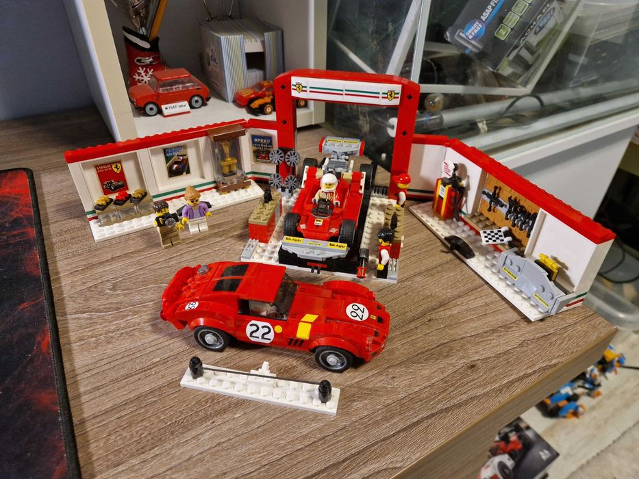 Lego Speed Champions 75889 Garaż Ferrari kompletny+pudełko+instrukcje