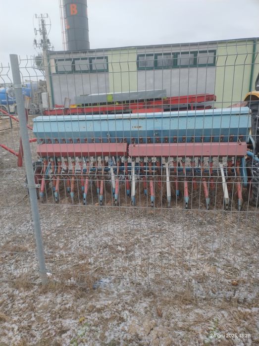 Ursus C-360, zestaw pługi, agregat, siewnik, brony