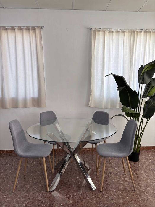 Mesa de jantar redonda com 4 cadeiras SÓ 195€ - entrega gratuita