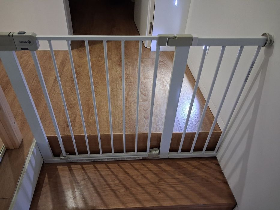 Barreira de segurança para crianças - Safety 1st