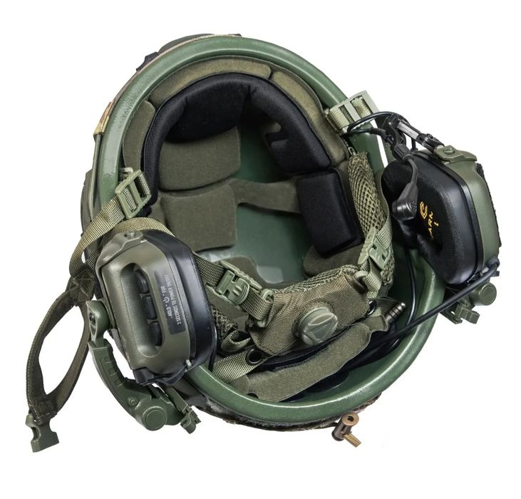 Балістичний Військовий шолом  FAST Helmet NIJ IIIA + таткичні навушники Earmor  М31/М32 

1)Балістич