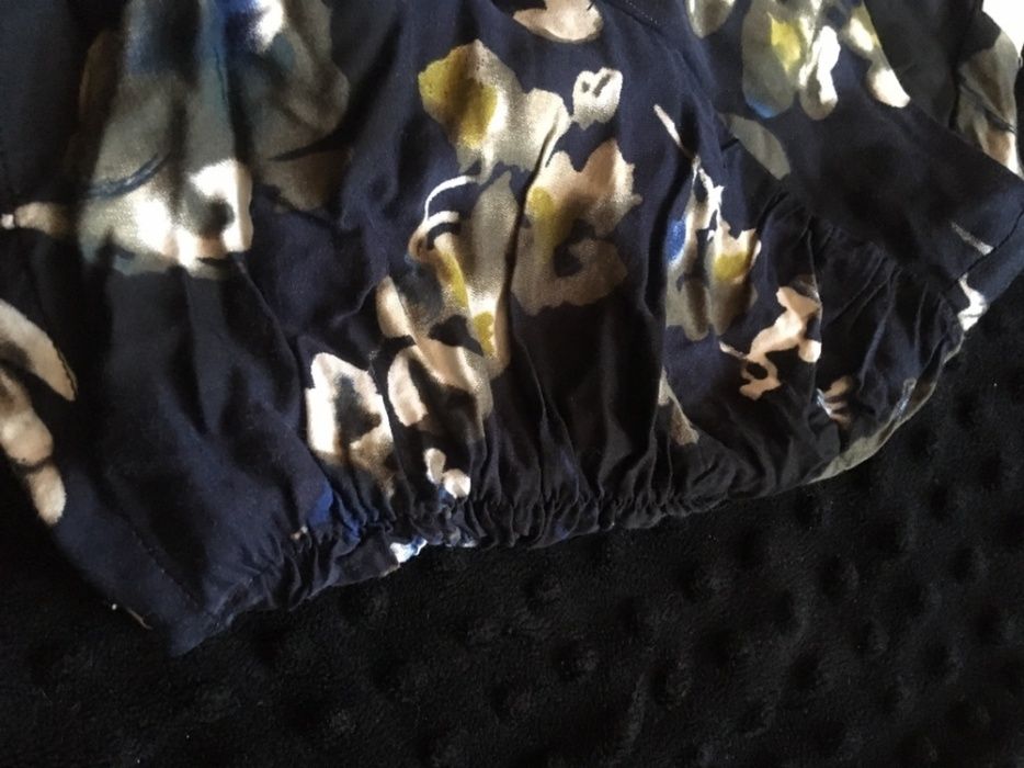Śliczna, elegancka sukienka 34