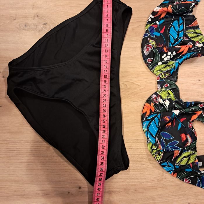 38 75A/B Nowy strój bonprix