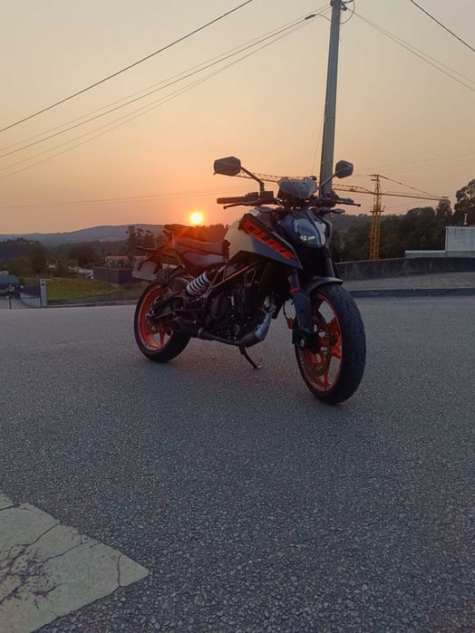 KTM DUKE 125cc 2024