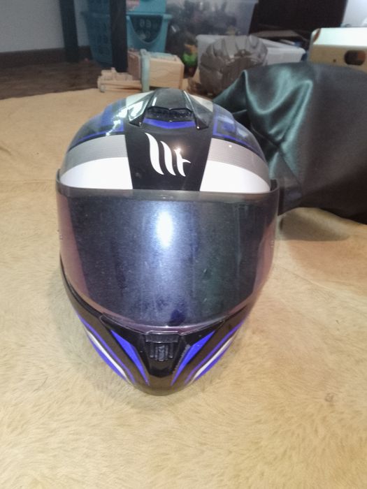 Capacete MT para desocupar