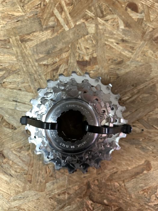 Grupa szosowa Campagnolo Veloce 9s z kołami szosa retro