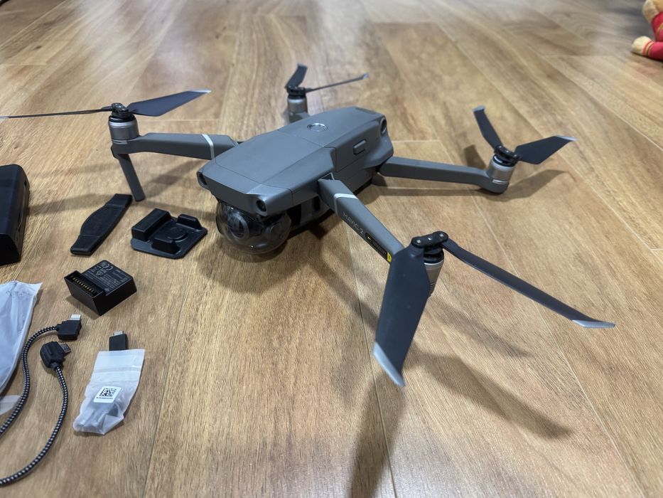 DJI Mavic 2 Zoom Fly More Combo | Apenas 7,5h de voo