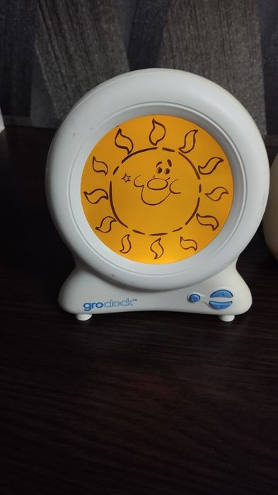 Будильник-нічник та кімнатний термометр