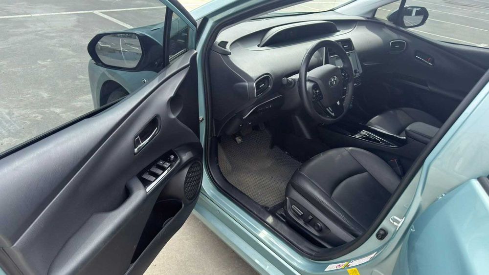 Toyota Prius гібрид