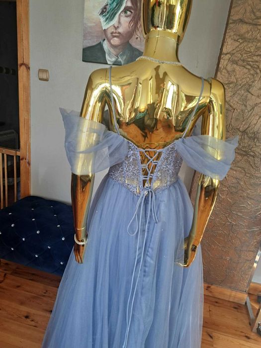 Śliczna suknia tiulowa na studniówkę R36 mega rozcięcie Polski produce