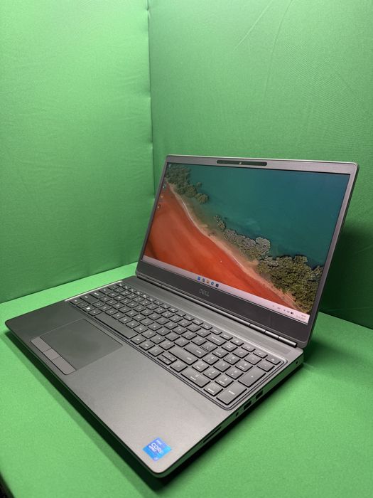 Dell Precision 7560 / i7-11850H / RTX A2000 / 16GB / 512SSD