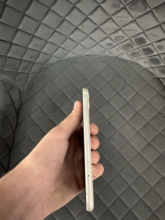 iPhone 11 256GB White — чудовий стан
