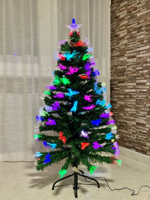 Árvore de Natal com luzes