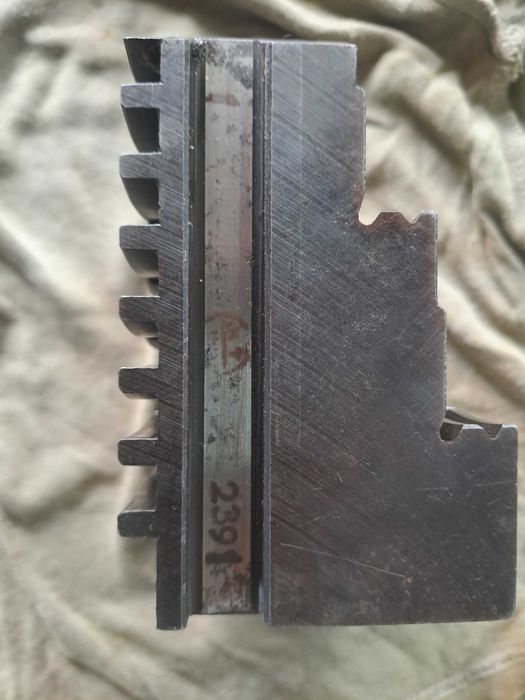 Кулачки зворотні до патрона Ф250 (крок 11 мм)