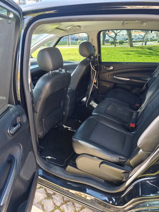 Ford S-MAX Titanium automática