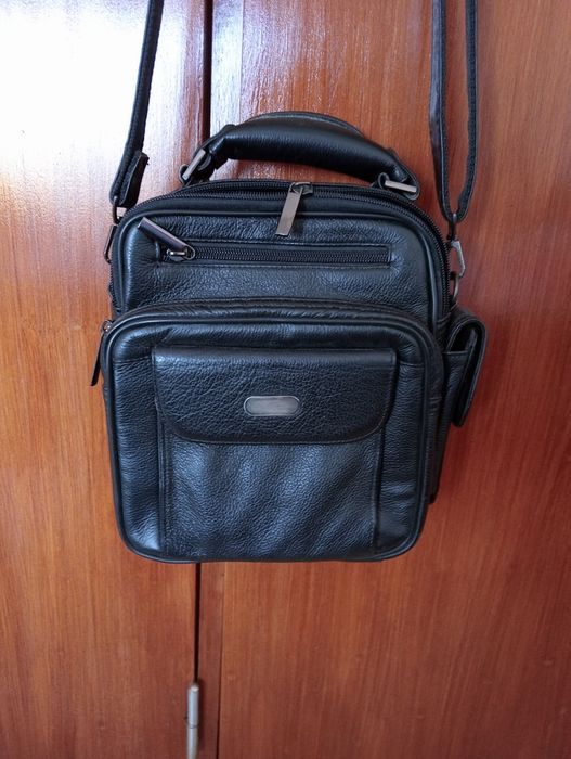 Oportunidade, para desempedir malas e bolsas