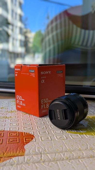 Objetiva Sony E50MM F1.8 OSS