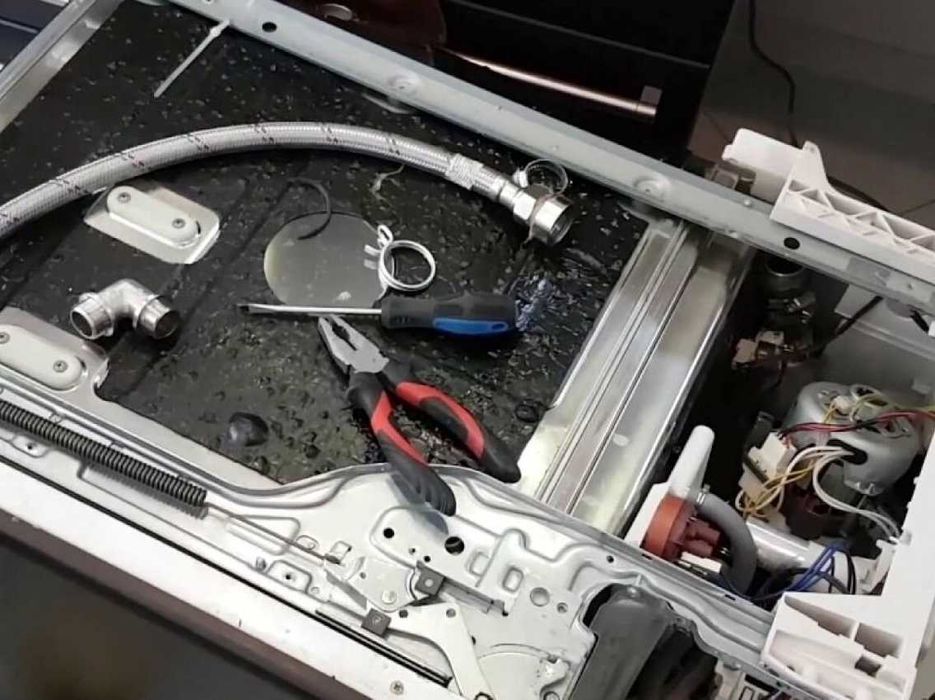 На дому. Ремонт Холодильников, Стиральных и Посудомоечных Машин, Свч