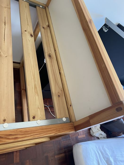 Cama Kura ikea sem colchao