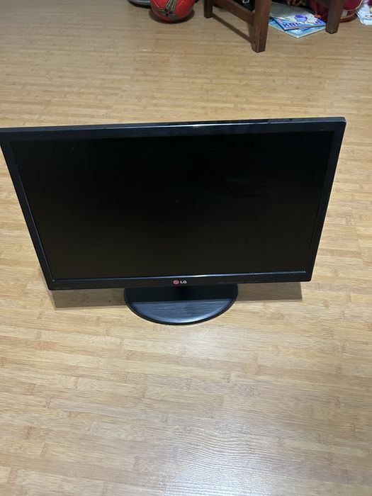 LED-монітор LG Flatron 22EN33S-B