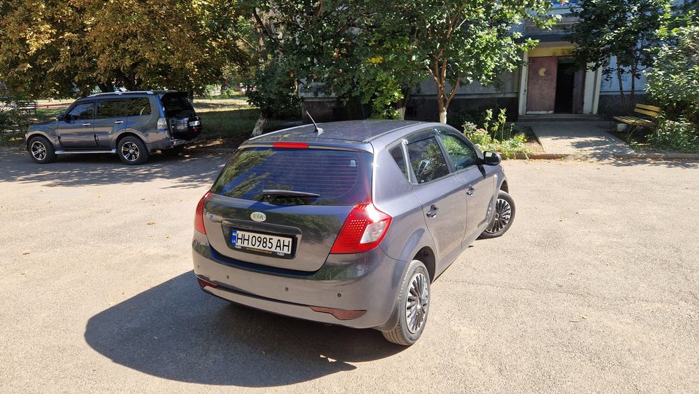 Продам Kia ceed 2012