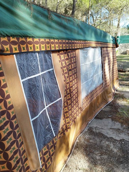 Tenda de campismo 2 quartos+sala+cozinha