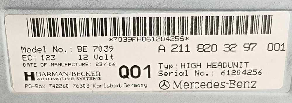 Rádio / Auto Rádio A2118203297 - MERCEDES-BENZ CLS