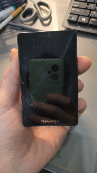 Newmowa PH02 Max NMW — магнітний екран для селфі та влогів