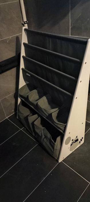 Szafka regał na książki i zabawki