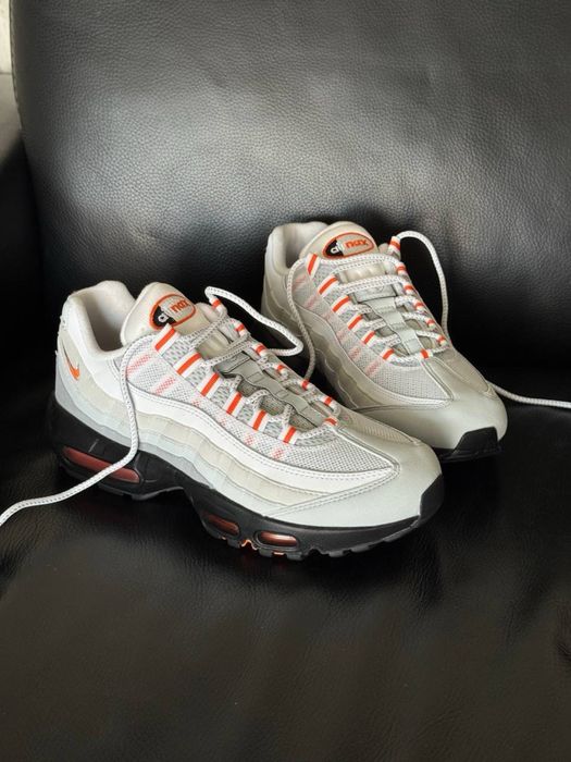 Оригинал Nike Air Max 95 Wolf Grey Safety Orange (HM0622 002) оригинальние мужские 95 аир макс белие