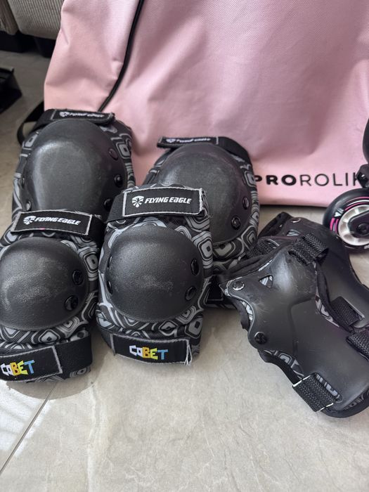 Комплект: ролики Rollerblade 33-36,5, захист, шолом, сумка