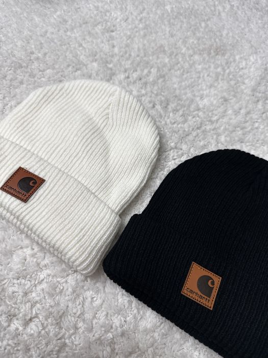 Шапка carhartt біла та чорна