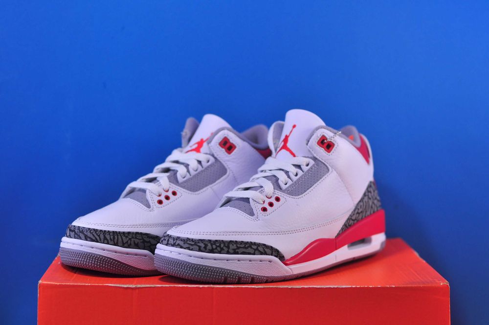 Кросівки New Balance 990 V6 Grey Jordan 3 Retro Fire Red оригінал