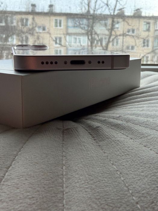 iPhone 13 mini рожевий на 128 GB, в чудовому стані, є коробка