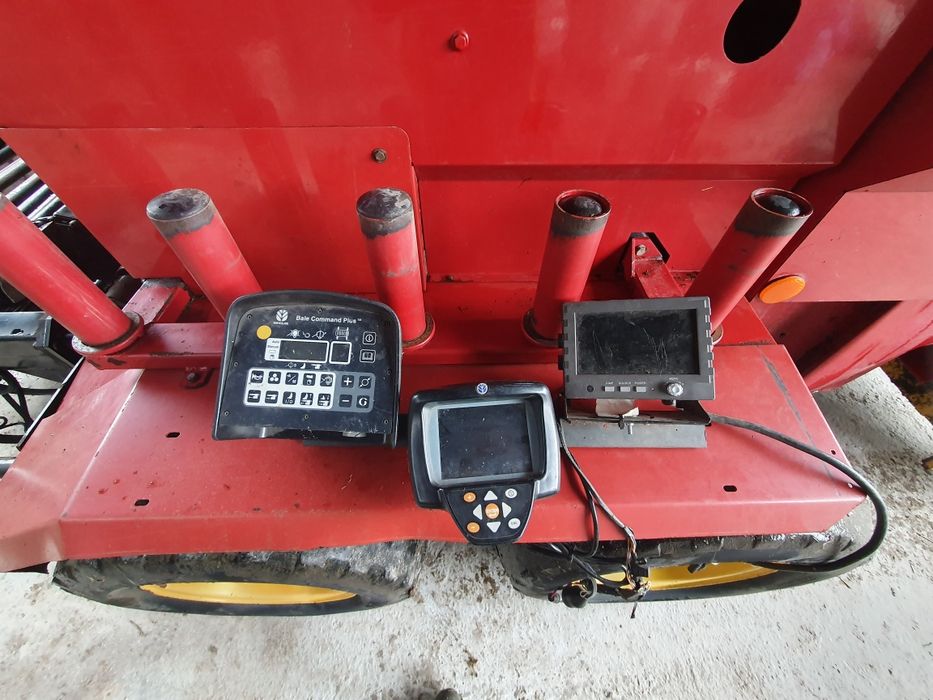 New holland 548 combi