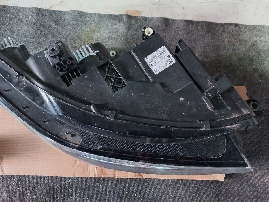Farol frente direito VW TIGUAN 2020