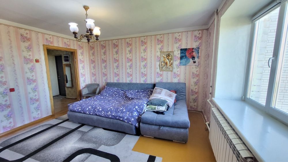 Продам 3х кімн кв Лукʼяненка.