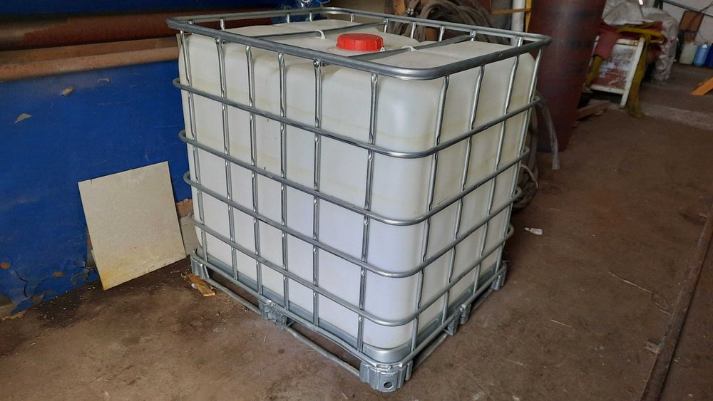 Продам єврокуб на 1000л