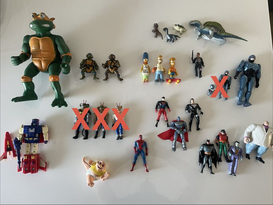 Bonecos e Figuras Diversas